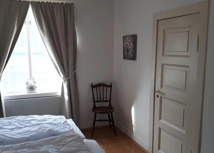 홈스테이 Fjordshelter Vintage Townhouse 튀세달