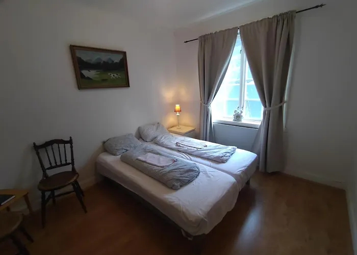 홈스테이 Fjordshelter Vintage Townhouse 튀세달